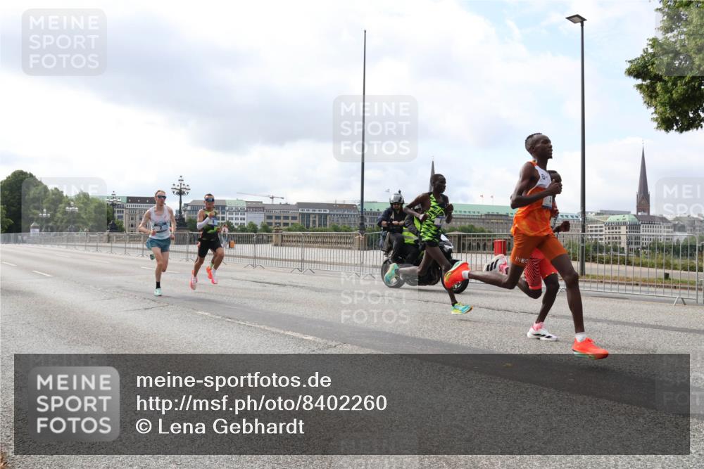29.06.2025 - hella hamburg halbmarathon Lena Gebhardt http://msf.ph/oto/8402260 29.06.2025 09:31:13 Lombardsbrücke 1, 4, 5, 6, 7, 10, 11, 13, 16, 22, 23, 25, 59 meine-sportfotos.de