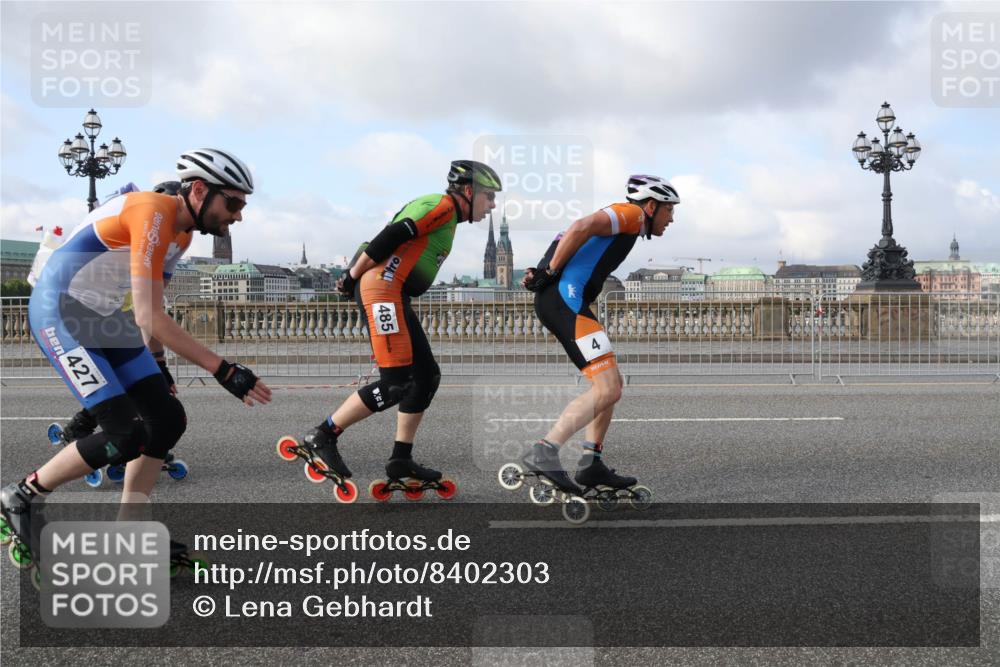 29.06.2025 - hella hamburg halbmarathon Lena Gebhardt http://msf.ph/oto/8402303 29.06.2025 08:53:28 Lombardsbrücke 427, 485, 4 meine-sportfotos.de