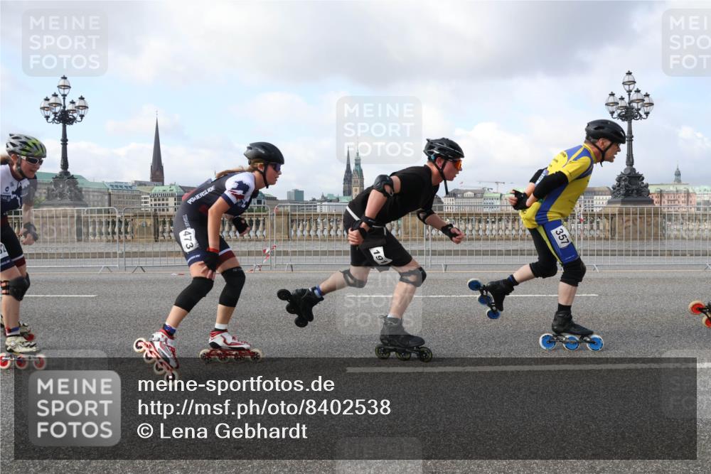 29.06.2025 - hella hamburg halbmarathon Lena Gebhardt http://msf.ph/oto/8402538 29.06.2025 08:53:29 Lombardsbrücke 300, 357 meine-sportfotos.de