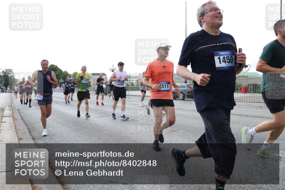 29.06.2025 - hella hamburg halbmarathon Lena Gebhardt http://msf.ph/oto/8402848 29.06.2025 10:03:29 Lombardsbrücke 114, 18028, 11556, 1863, 6453, 511, 1450, 1114, 1135, 1138, 1161, 1414, 1450, 1885, 2277, 2594, 2619, 2683, 2759, 2780, 2782, 2810, 3572, 4307, 4511, 5384, 5396, 5464, 6208, 6217, 6391, 6453, 7006, 7210, 7211, 7277, 7278, 7279, 7290, 7706, 7935, 8484, 9439, 9453, 10389, 10824, 11402, 11556, 12169, 12177, 12211, 12212, 12377, 12422, 12843, 13036, 13474, 13664, 13732, 13793, 13857, 13874, 13976, 15539, 15643, 15859, 16371, 16621, 17226, 17550, 18028 meine-sportfotos.de