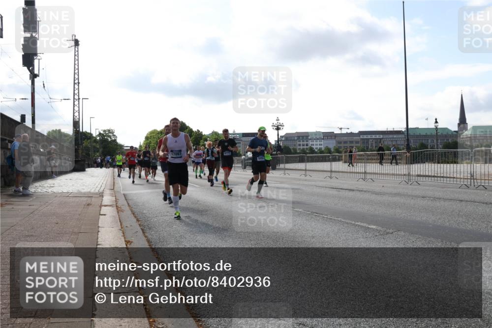29.06.2025 - hella hamburg halbmarathon Lena Gebhardt http://msf.ph/oto/8402936 29.06.2025 09:49:12 Lombardsbrücke 17097, 6771, 5050, 1042, 1571, 1600, 1603, 2044, 2262, 2707, 2745, 2797, 2849, 2980, 3014, 3116, 3547, 4062, 4148, 4381, 4766, 5003, 5050, 5124, 5307, 5648, 5889, 6037, 6047, 6149, 6771, 7109, 7310, 7482, 7743, 7981, 8002, 8121, 8358, 9640, 9643, 10190, 10369, 10451, 10738, 10877, 11106, 11177, 11423, 11447, 11952, 12044, 12088, 12091, 12098, 12168, 12739, 13064, 13137, 13158, 13190, 13372, 13755, 13900, 14075, 14311, 14603, 14667 meine-sportfotos.de