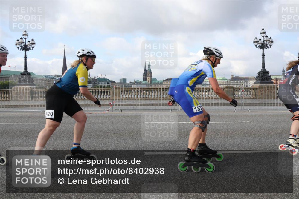 29.06.2025 - hella hamburg halbmarathon Lena Gebhardt http://msf.ph/oto/8402938 29.06.2025 08:53:30 Lombardsbrücke 420, 133 meine-sportfotos.de