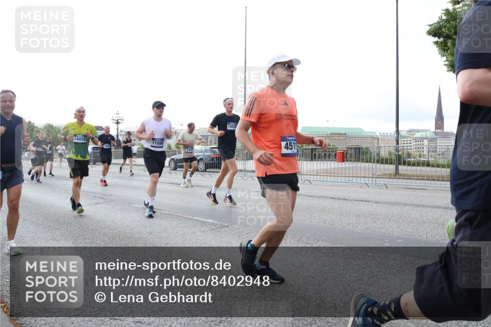 29.06.2025 - hella hamburg halbmarathon Lena Gebhardt http://msf.ph/oto/8402948 29.06.2025 10:03:30 Lombardsbrücke 18028, 11556, 6453, 15539, 1861, 4511, 1114, 1135, 1138, 1161, 1414, 1450, 1885, 2277, 2594, 2619, 2683, 2759, 2780, 2782, 3572, 4307, 4511, 5384, 5396, 5464, 6208, 6391, 6453, 7006, 7210, 7211, 7277, 7278, 7279, 7290, 7706, 7935, 8484, 8727, 9439, 9453, 10389, 10824, 11402, 11556, 12169, 12177, 12211, 12212, 12377, 12422, 12843, 13036, 13474, 13664, 13732, 13793, 13857, 13874, 13976, 15539, 15643, 15859, 16371, 16621, 17226, 17550, 18028 meine-sportfotos.de