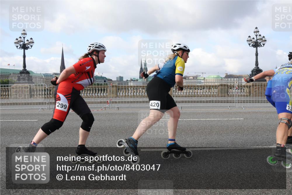 29.06.2025 - hella hamburg halbmarathon Lena Gebhardt http://msf.ph/oto/8403047 29.06.2025 08:53:30 Lombardsbrücke 299, 07, 420 meine-sportfotos.de