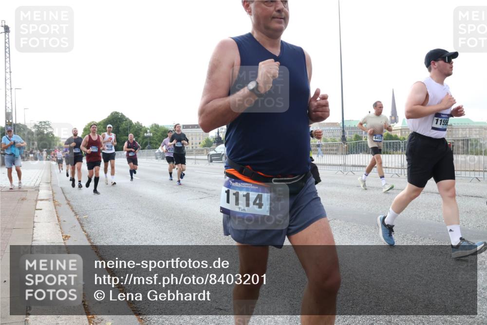 29.06.2025 - hella hamburg halbmarathon Lena Gebhardt http://msf.ph/oto/8403201 29.06.2025 10:03:31 Lombardsbrücke 7279, 7277, 1114, 6453, 11556, 1114, 1135, 1138, 1161, 1367, 1414, 1450, 1885, 2277, 2594, 2619, 2683, 2759, 2780, 2782, 3572, 4307, 4511, 5384, 5396, 5464, 6208, 6391, 6453, 7006, 7210, 7211, 7277, 7278, 7279, 7290, 7706, 7935, 8484, 8727, 9280, 9439, 9453, 10389, 10824, 11402, 11556, 12169, 12177, 12211, 12212, 12377, 12843, 13036, 13474, 13664, 13732, 13793, 13857, 13874, 13976, 15539, 15643, 15859, 16371, 16621, 17226, 17550, 18028 meine-sportfotos.de