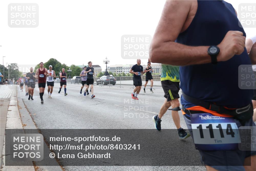 29.06.2025 - hella hamburg halbmarathon Lena Gebhardt http://msf.ph/oto/8403241 29.06.2025 10:03:31 Lombardsbrücke 7279, 7277, 7270, 1114, 1114, 1135, 1138, 1161, 1367, 1414, 1450, 1885, 2277, 2594, 2619, 2683, 2759, 2780, 2782, 3572, 4307, 4511, 5384, 5396, 5464, 6208, 6391, 6453, 7006, 7210, 7211, 7277, 7278, 7279, 7290, 7706, 7935, 8484, 8727, 9280, 9439, 9453, 10389, 10824, 11402, 11556, 12169, 12177, 12211, 12212, 12377, 12843, 13036, 13474, 13664, 13732, 13793, 13857, 13874, 13976, 15539, 15643, 15859, 16371, 16621, 17226, 17550, 18028 meine-sportfotos.de