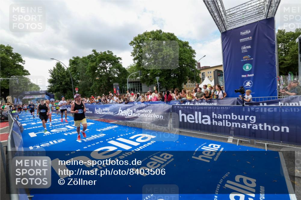 29.06.2025 - hella hamburg halbmarathon Zöllner http://msf.ph/oto/8403506 29.06.2025 10:39:05 Ziel 1164, 1803, 2262, 3136, 4359, 6682, 6686, 6687, 11447, 11619, 15561, 15873, 16820, 18734, 19151 meine-sportfotos.de
