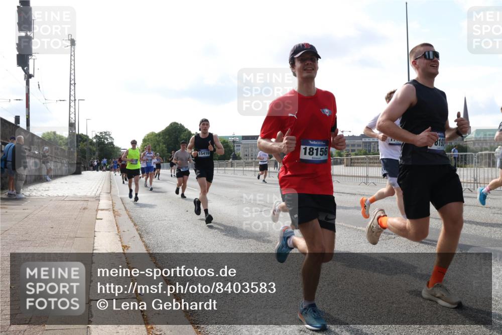 29.06.2025 - hella hamburg halbmarathon Lena Gebhardt http://msf.ph/oto/8403583 29.06.2025 09:49:17 Lombardsbrücke 3116, 15410, 18156, 8193, 1042, 1571, 1600, 1603, 2044, 2707, 2745, 2750, 2797, 2849, 2980, 3014, 3116, 4062, 4148, 4766, 5003, 5050, 5124, 5648, 5889, 6037, 6047, 6149, 6771, 7035, 7109, 7310, 7482, 7743, 7981, 8002, 8121, 8358, 9640, 9643, 10369, 10451, 10738, 10877, 11106, 11177, 11423, 11447, 11952, 12088, 12091, 12098, 12168, 12739, 13064, 13137, 13158, 13190, 13372, 13755, 13900, 14075, 14311, 14359, 14603, 14629, 14667 meine-sportfotos.de
