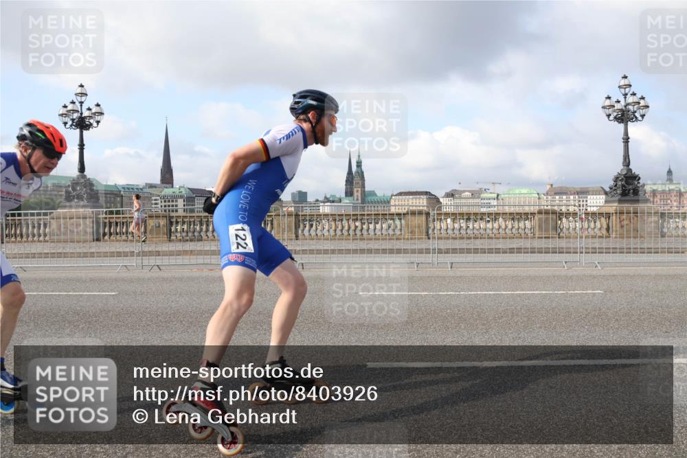 29.06.2025 - hella hamburg halbmarathon Lena Gebhardt http://msf.ph/oto/8403926 29.06.2025 08:54:10 Lombardsbrücke 22, 122 meine-sportfotos.de