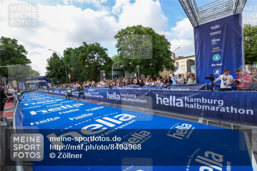 29.06.2025 - hella hamburg halbmarathon Zöllner http://msf.ph/oto/8403968 29.06.2025 10:02:36 Ziel 22 meine-sportfotos.de