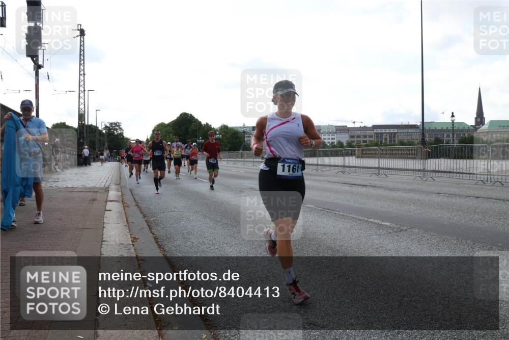 29.06.2025 - hella hamburg halbmarathon Lena Gebhardt http://msf.ph/oto/8404413 29.06.2025 10:03:39 Lombardsbrücke 2759, 534, 1161, 1114, 1135, 1138, 1161, 1355, 1367, 1450, 1885, 2277, 2594, 2619, 2683, 2759, 4095, 4307, 4511, 5363, 5384, 5396, 5464, 5613, 6391, 6453, 7006, 7277, 7278, 7279, 7290, 7306, 7485, 7706, 7935, 8469, 8484, 8727, 9280, 9453, 9899, 10389, 11402, 11556, 11614, 12177, 12211, 12212, 12336, 12377, 12843, 13474, 13732, 13793, 13857, 13976, 15520, 15539, 15643, 15859, 16113, 16371, 16621, 17098, 17226, 17550, 18028 meine-sportfotos.de