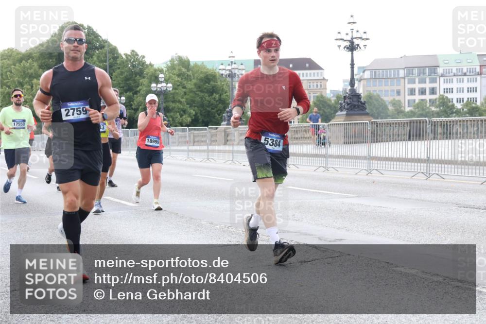29.06.2025 - hella hamburg halbmarathon Lena Gebhardt http://msf.ph/oto/8404506 29.06.2025 10:03:40 Lombardsbrücke 17550, 2759, 18999, 5384, 1032, 1114, 1135, 1138, 1161, 1355, 1367, 1450, 1885, 2277, 2594, 2619, 2683, 2759, 4095, 4307, 4511, 5363, 5384, 5396, 5464, 5613, 6391, 6453, 7006, 7277, 7278, 7279, 7290, 7306, 7485, 7706, 7935, 8469, 8484, 8727, 9280, 9453, 9899, 10389, 11402, 11556, 11614, 12211, 12212, 12336, 12377, 12653, 12843, 13474, 13732, 13793, 13857, 13976, 15520, 15539, 15643, 15859, 16113, 16371, 16621, 17098, 17226, 17550, 18028 meine-sportfotos.de