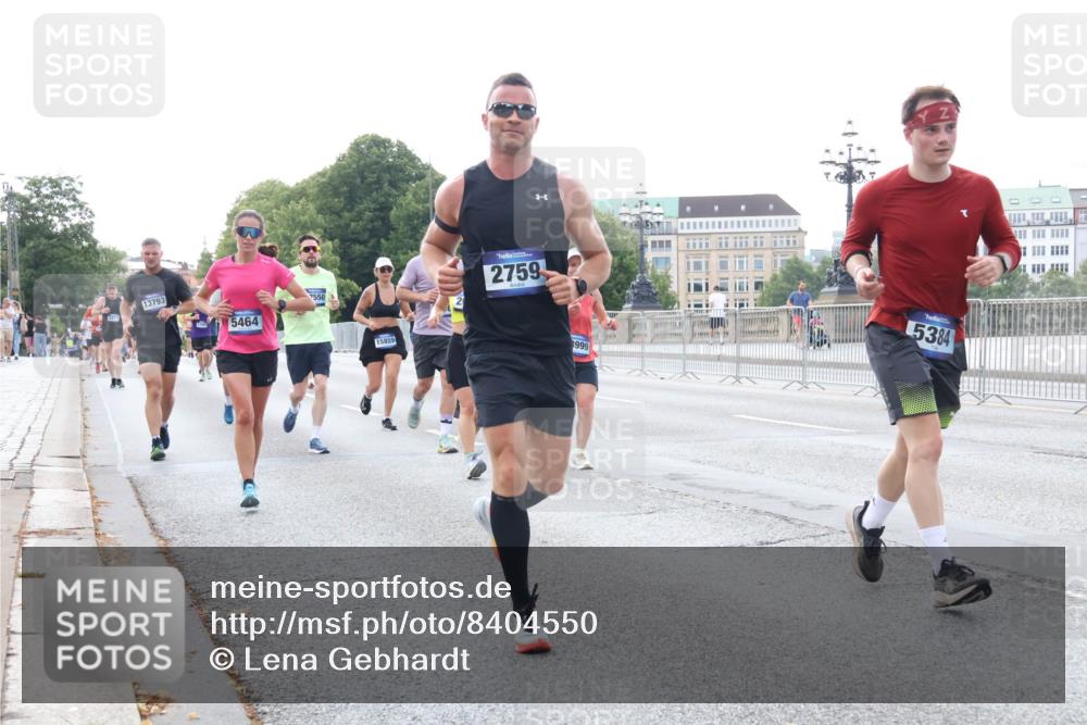29.06.2025 - hella hamburg halbmarathon Lena Gebhardt http://msf.ph/oto/8404550 29.06.2025 10:03:41 Lombardsbrücke 13793, 5464, 7550, 15859, 2759, 999, 5384, 1032, 1114, 1135, 1138, 1161, 1355, 1367, 1450, 1885, 2277, 2594, 2619, 2683, 2759, 4095, 4307, 4511, 5363, 5384, 5396, 5464, 5613, 6391, 6453, 7006, 7277, 7278, 7279, 7290, 7306, 7485, 7706, 7935, 8469, 8484, 8727, 9280, 9453, 9899, 10389, 11402, 11556, 11614, 12211, 12212, 12336, 12377, 12653, 12843, 13474, 13732, 13793, 13857, 13976, 15520, 15539, 15643, 15859, 16113, 16371, 16621, 17098, 17226, 17550, 18028 meine-sportfotos.de