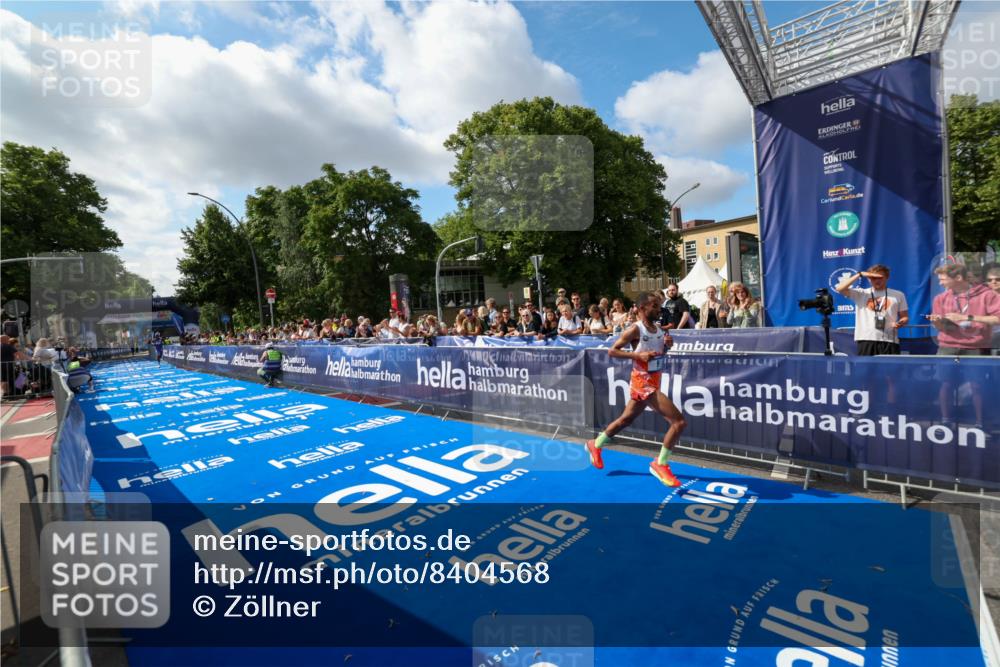 29.06.2025 - hella hamburg halbmarathon Zöllner http://msf.ph/oto/8404568 29.06.2025 10:03:08 Ziel 9, 23 meine-sportfotos.de