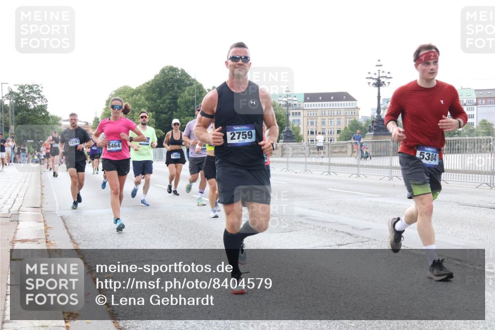 29.06.2025 - hella hamburg halbmarathon Lena Gebhardt http://msf.ph/oto/8404579 29.06.2025 10:03:41 Lombardsbrücke 13793, 5464, 2759, 5384, 1032, 1114, 1135, 1138, 1161, 1355, 1367, 1450, 1885, 2277, 2594, 2619, 2683, 2759, 4095, 4307, 4511, 5363, 5384, 5396, 5464, 5613, 6391, 6453, 7006, 7277, 7278, 7279, 7290, 7306, 7485, 7706, 7935, 8469, 8484, 8727, 9280, 9453, 9899, 10389, 11402, 11556, 11614, 12211, 12212, 12336, 12377, 12653, 12843, 13474, 13732, 13793, 13857, 13976, 15520, 15539, 15643, 15859, 16113, 16371, 16621, 17098, 17226, 17550, 18028 meine-sportfotos.de