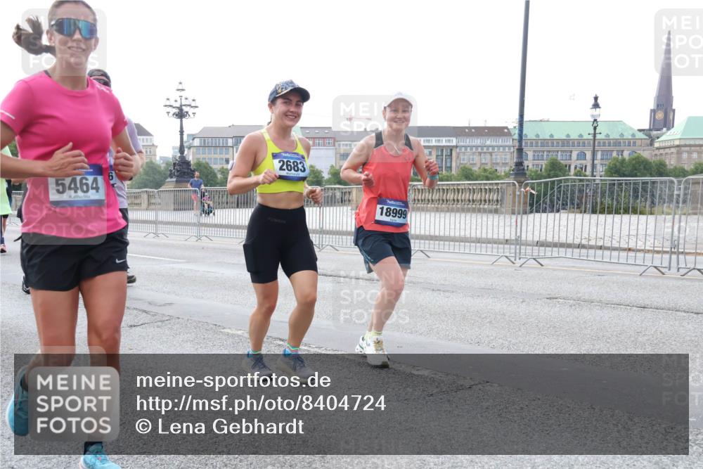 29.06.2025 - hella hamburg halbmarathon Lena Gebhardt http://msf.ph/oto/8404724 29.06.2025 10:03:43 Lombardsbrücke 2683, 5464, 18999, 1032, 1114, 1135, 1138, 1161, 1355, 1367, 1450, 1885, 2277, 2594, 2619, 2683, 2759, 4095, 4307, 4511, 5363, 5384, 5396, 5464, 5613, 6391, 6453, 7006, 7277, 7278, 7279, 7290, 7306, 7485, 7935, 8469, 8484, 8727, 9280, 9453, 9899, 10389, 11402, 11556, 11614, 12211, 12212, 12336, 12377, 12653, 12843, 13173, 13732, 13793, 13857, 13976, 15520, 15539, 15643, 15859, 16113, 16371, 16621, 17098, 17226, 17550, 18028 meine-sportfotos.de