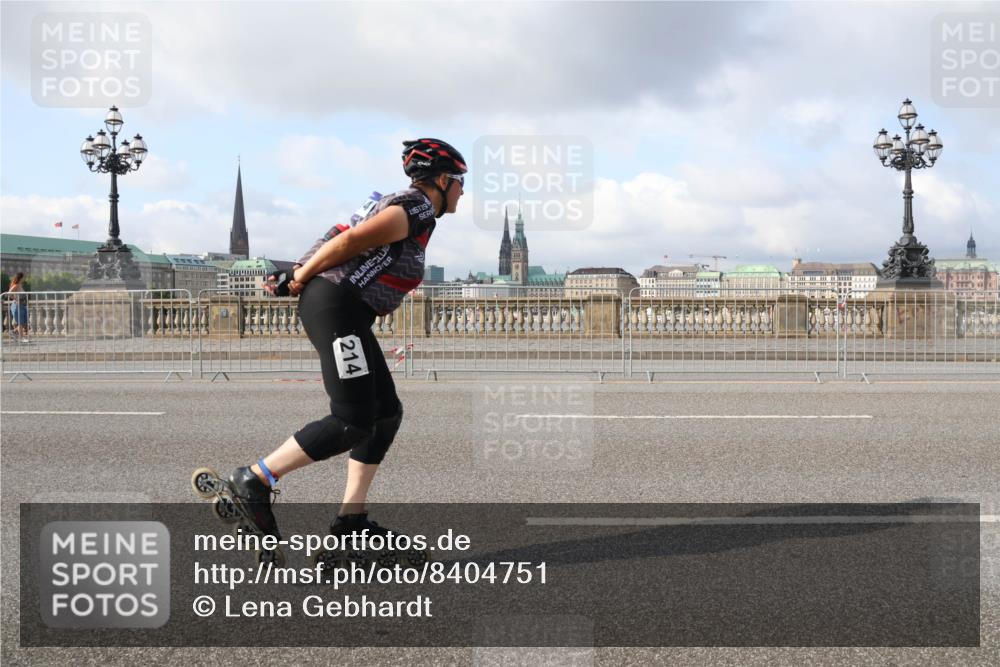 29.06.2025 - hella hamburg halbmarathon Lena Gebhardt http://msf.ph/oto/8404751 29.06.2025 08:54:15 Lombardsbrücke 214 meine-sportfotos.de