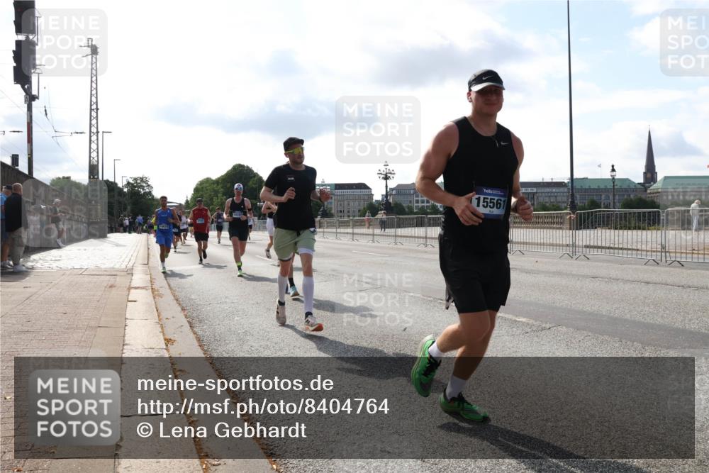 29.06.2025 - hella hamburg halbmarathon Lena Gebhardt http://msf.ph/oto/8404764 29.06.2025 09:49:25 Lombardsbrücke 16816, 1435, 15561, 1445, 1571, 1600, 1603, 2044, 2707, 2745, 2750, 2797, 2849, 2980, 3014, 3116, 3136, 4148, 4766, 5050, 5648, 5889, 6037, 6047, 6095, 6149, 6771, 7035, 7109, 7229, 7310, 7482, 7743, 7981, 8002, 8358, 8465, 9640, 9686, 9914, 10369, 10451, 10877, 10930, 11106, 11177, 11423, 11447, 11952, 12088, 12091, 12098, 12168, 12739, 13064, 13158, 13190, 13755, 13900, 14075, 14311, 14359, 14603, 14629, 14667, 14789, 15094 meine-sportfotos.de