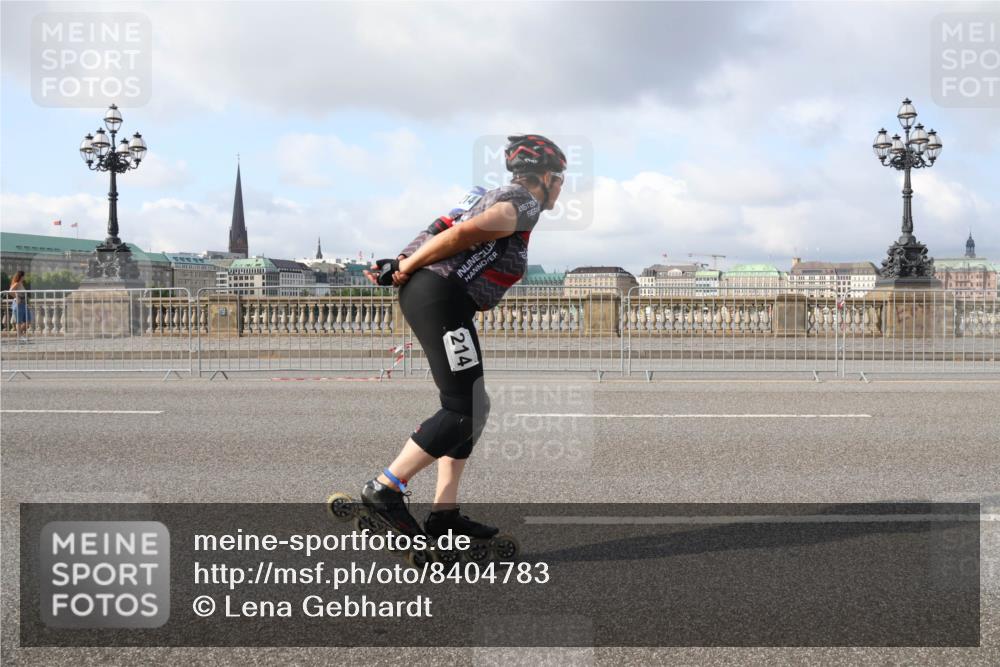 29.06.2025 - hella hamburg halbmarathon Lena Gebhardt http://msf.ph/oto/8404783 29.06.2025 08:54:15 Lombardsbrücke 214 meine-sportfotos.de