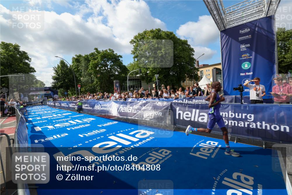 29.06.2025 - hella hamburg halbmarathon Zöllner http://msf.ph/oto/8404808 29.06.2025 10:03:13 Ziel 16, 23 meine-sportfotos.de