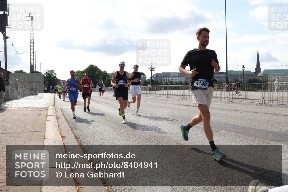 29.06.2025 - hella hamburg halbmarathon Lena Gebhardt http://msf.ph/oto/8404941 29.06.2025 09:49:27 Lombardsbrücke 16816, 2750, 14359, 4148, 1343, 1445, 1571, 1600, 1603, 2044, 2707, 2745, 2750, 2797, 2849, 2980, 3014, 3116, 3136, 3282, 4148, 4425, 4766, 5050, 5648, 5889, 6037, 6047, 6095, 6149, 6771, 7035, 7109, 7229, 7310, 7743, 7981, 8358, 8370, 8465, 9296, 9640, 9686, 9914, 10369, 10451, 10877, 10930, 11106, 11423, 11447, 11952, 12088, 12091, 12098, 12168, 12739, 13064, 13158, 13190, 13755, 13800, 13900, 14075, 14311, 14359, 14603, 14629, 14667, 14789, 15094 meine-sportfotos.de