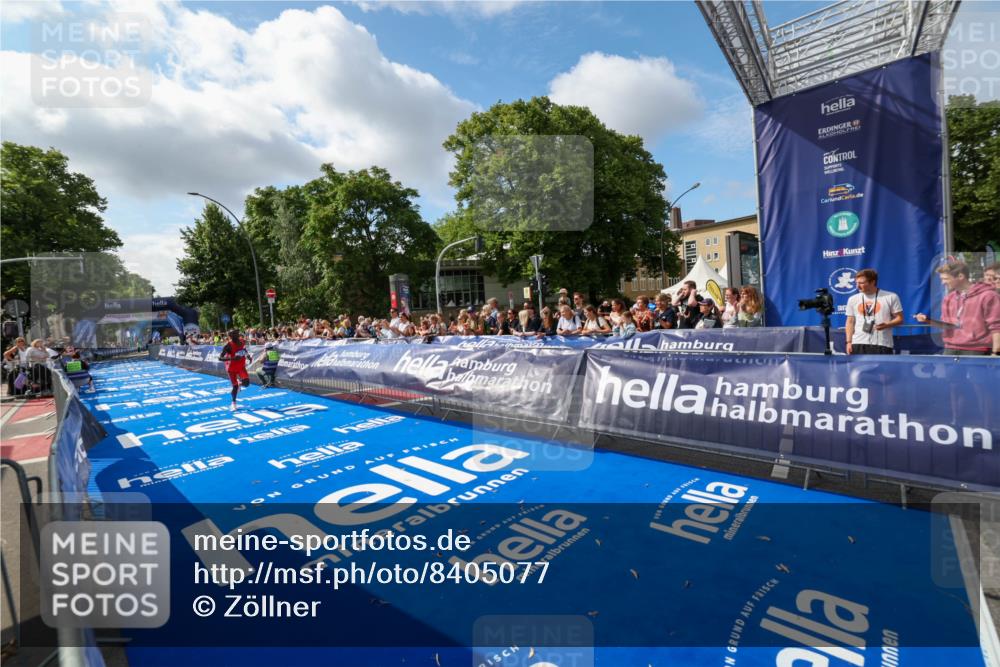 29.06.2025 - hella hamburg halbmarathon Zöllner http://msf.ph/oto/8405077 29.06.2025 10:03:58 Ziel 13 meine-sportfotos.de