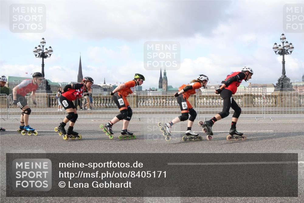 29.06.2025 - hella hamburg halbmarathon Lena Gebhardt http://msf.ph/oto/8405171 29.06.2025 08:54:22 Lombardsbrücke 195, 408, 15, 4, 6 meine-sportfotos.de