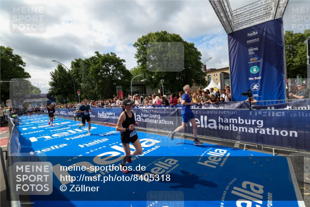 29.06.2025 - hella hamburg halbmarathon Zöllner http://msf.ph/oto/8405318 29.06.2025 10:40:31 Ziel 6649, 7284, 8966, 10978, 11767, 12540, 14924, 15164, 15247, 17214, 17245, 17916 meine-sportfotos.de