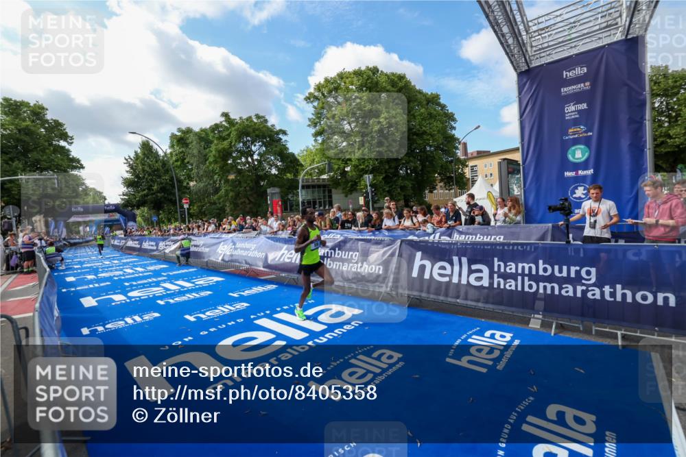 29.06.2025 - hella hamburg halbmarathon Zöllner http://msf.ph/oto/8405358 29.06.2025 10:04:33 Ziel 58, 59 meine-sportfotos.de
