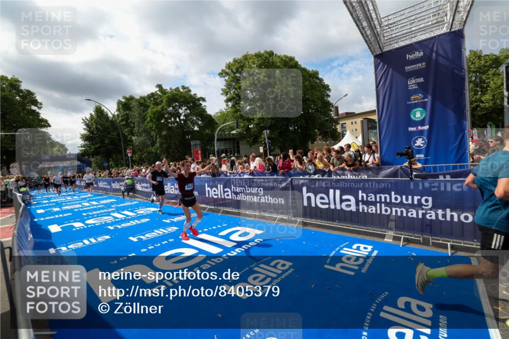 29.06.2025 - hella hamburg halbmarathon Zöllner http://msf.ph/oto/8405379 29.06.2025 10:40:33 Ziel 6649, 7284, 8966, 10978, 11767, 12365, 12540, 14924, 15164, 15247, 17214, 18192 meine-sportfotos.de