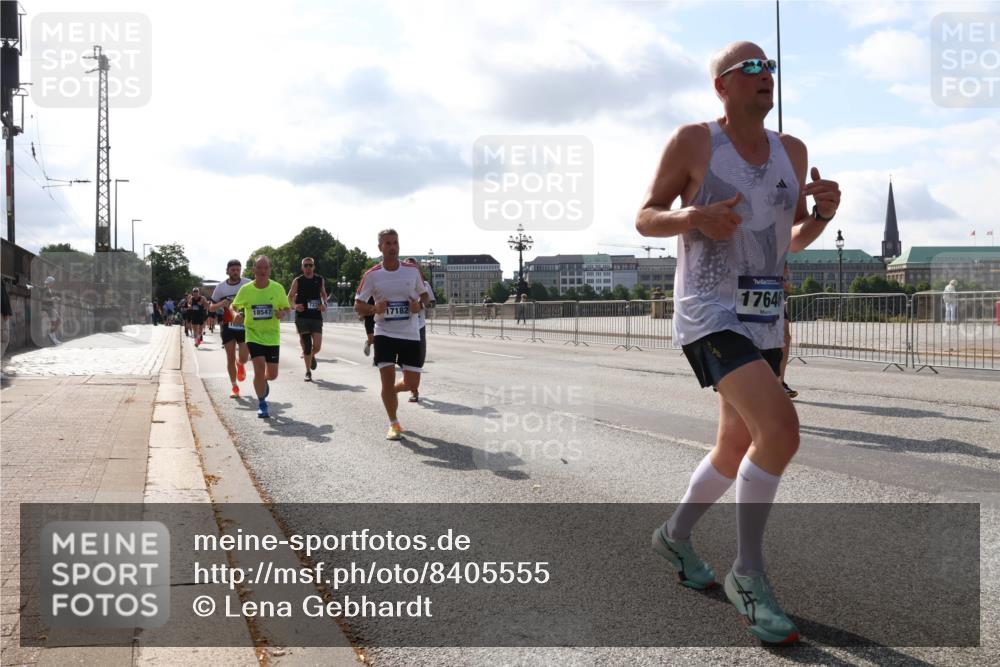 29.06.2025 - hella hamburg halbmarathon Lena Gebhardt http://msf.ph/oto/8405555 29.06.2025 09:49:32 Lombardsbrücke 722, 18547, 17182, 17646, 1343, 1445, 1603, 1975, 2044, 2324, 2573, 2707, 2745, 2750, 2849, 2949, 2980, 3014, 3116, 3136, 3282, 4148, 4303, 4425, 4766, 5050, 5648, 5889, 6037, 6095, 6149, 6771, 7035, 7109, 7229, 7743, 7981, 8358, 8370, 8465, 9264, 9265, 9296, 9686, 9914, 10369, 10680, 10877, 10930, 11447, 11952, 12088, 12098, 12168, 12839, 13064, 13158, 13190, 13800, 13900, 14075, 14204, 14311, 14359, 14374, 14603, 14629, 14667, 14688, 14789, 15094 meine-sportfotos.de