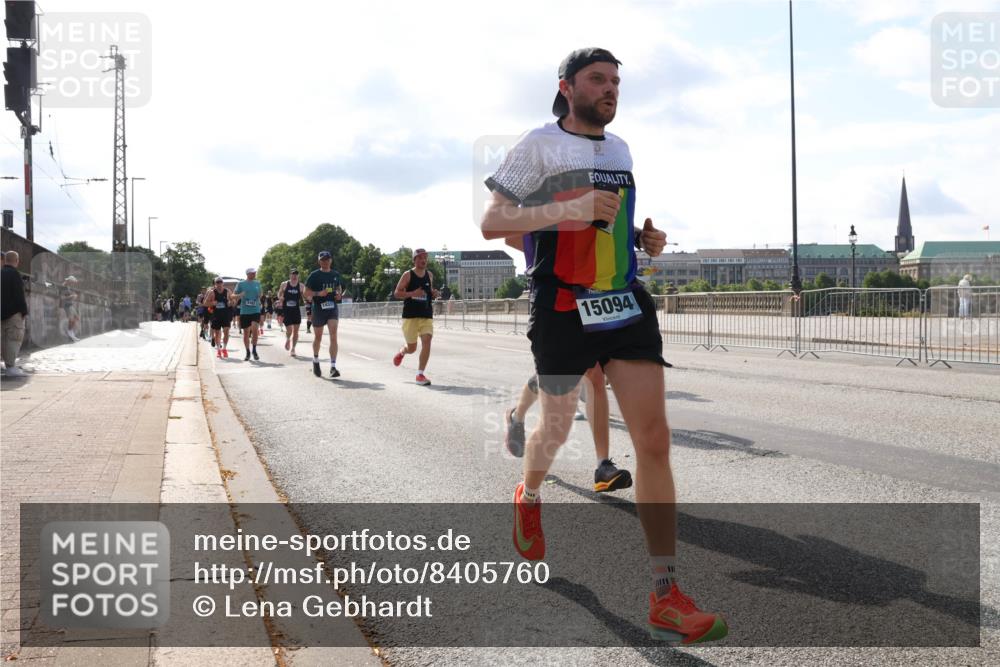 29.06.2025 - hella hamburg halbmarathon Lena Gebhardt http://msf.ph/oto/8405760 29.06.2025 09:49:35 Lombardsbrücke 15094, 666666, 1343, 1445, 1603, 1975, 2044, 2324, 2573, 2707, 2745, 2750, 2849, 2949, 2980, 3014, 3116, 3136, 3282, 3431, 4148, 4303, 4318, 4425, 4766, 5050, 5648, 5889, 6095, 6149, 6771, 7035, 7109, 7229, 7796, 7981, 8358, 8370, 8465, 9264, 9265, 9296, 9686, 9914, 10369, 10680, 10930, 11447, 11765, 11952, 12088, 12098, 12839, 13064, 13141, 13158, 13190, 13800, 13900, 14075, 14077, 14204, 14311, 14359, 14374, 14629, 14667, 14688, 14789, 15094 meine-sportfotos.de