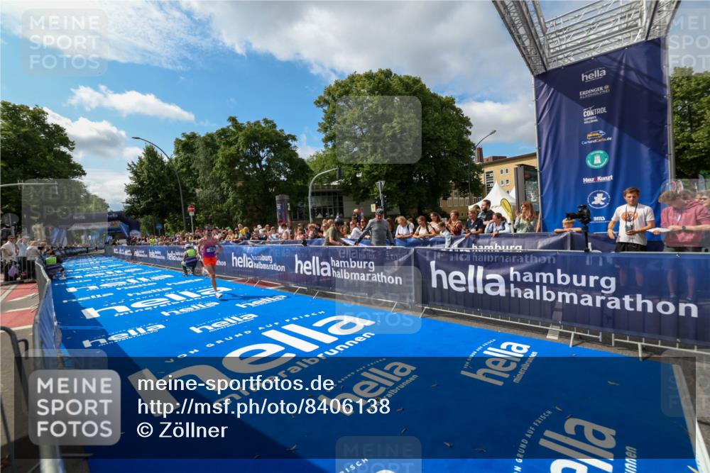 29.06.2025 - hella hamburg halbmarathon Zöllner http://msf.ph/oto/8406138 29.06.2025 10:09:04 Ziel 29 meine-sportfotos.de