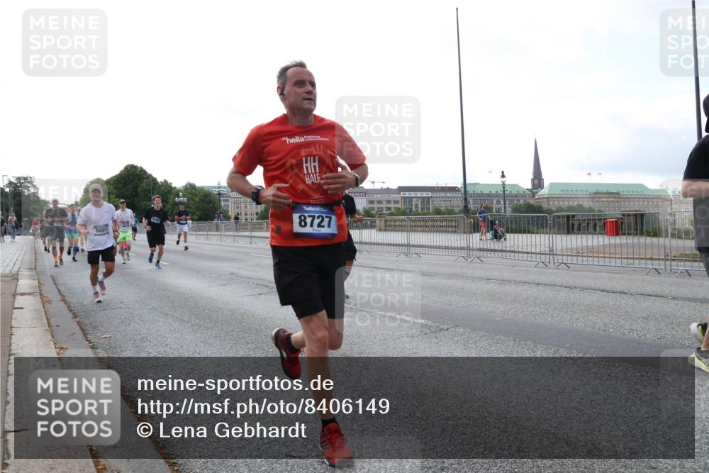 29.06.2025 - hella hamburg halbmarathon Lena Gebhardt http://msf.ph/oto/8406149 29.06.2025 10:03:55 Lombardsbrücke 8469, 8727, 1032, 1161, 1355, 1367, 2277, 2683, 2759, 3488, 4095, 4307, 4488, 5058, 5363, 5384, 5396, 5464, 5613, 6142, 6391, 6706, 7006, 7017, 7277, 7278, 7279, 7306, 7485, 8177, 8421, 8422, 8423, 8469, 8484, 8727, 9280, 9526, 9899, 10389, 11402, 11511, 11614, 12336, 12377, 12653, 13173, 13583, 13793, 15520, 15525, 15643, 15678, 15859, 16099, 16113, 16371, 16621, 17098, 17226, 17550 meine-sportfotos.de