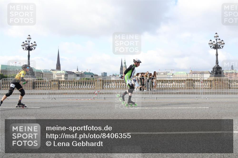 29.06.2025 - hella hamburg halbmarathon Lena Gebhardt http://msf.ph/oto/8406355 29.06.2025 08:54:30 Lombardsbrücke 383 meine-sportfotos.de