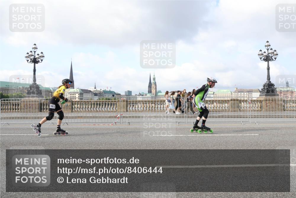 29.06.2025 - hella hamburg halbmarathon Lena Gebhardt http://msf.ph/oto/8406444 29.06.2025 08:54:30 Lombardsbrücke 383 meine-sportfotos.de