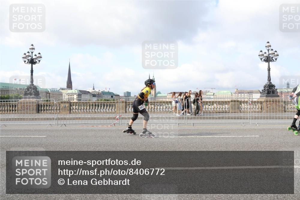 29.06.2025 - hella hamburg halbmarathon Lena Gebhardt http://msf.ph/oto/8406772 29.06.2025 08:54:31 Lombardsbrücke 383 meine-sportfotos.de