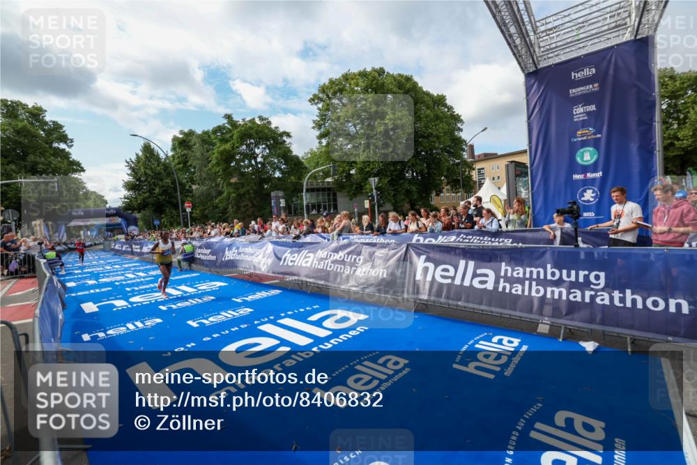 29.06.2025 - hella hamburg halbmarathon Zöllner http://msf.ph/oto/8406832 29.06.2025 10:12:24 Ziel 39, 47 meine-sportfotos.de