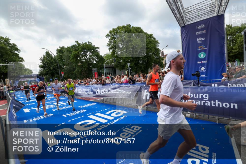 29.06.2025 - hella hamburg halbmarathon Zöllner http://msf.ph/oto/8407157 29.06.2025 10:42:07 Ziel 1441, 5690, 6593, 7363, 10216, 11417, 12098, 12292, 13196, 15846, 16677, 17864, 17926, 18920, 19046 meine-sportfotos.de