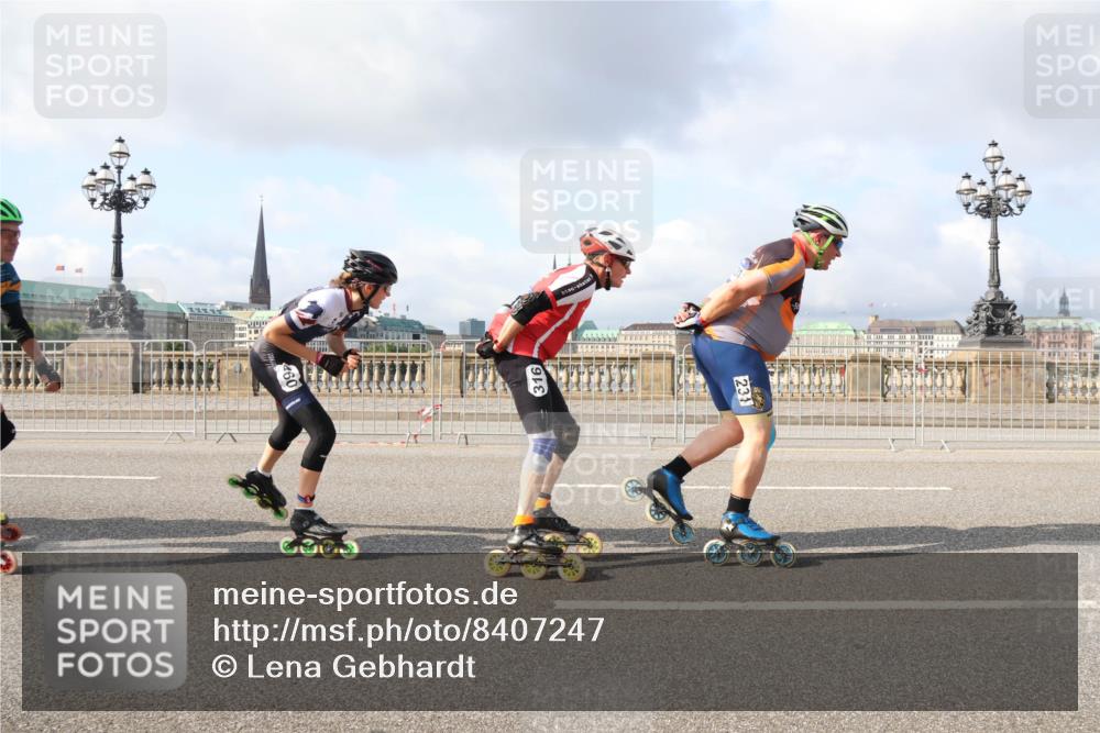 29.06.2025 - hella hamburg halbmarathon Lena Gebhardt http://msf.ph/oto/8407247 29.06.2025 08:54:42 Lombardsbrücke 460, 316, 231 meine-sportfotos.de