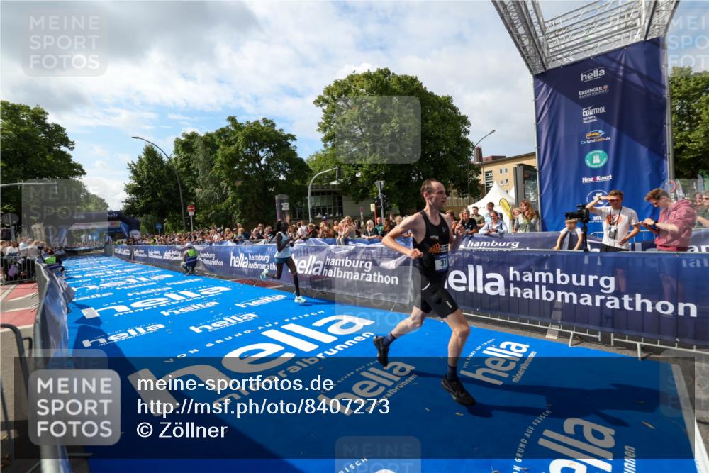 29.06.2025 - hella hamburg halbmarathon Zöllner http://msf.ph/oto/8407273 29.06.2025 10:14:05 Ziel 31, 42 meine-sportfotos.de