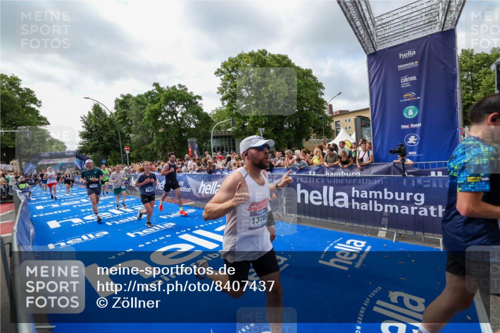 29.06.2025 - hella hamburg halbmarathon Zöllner http://msf.ph/oto/8407437 29.06.2025 10:42:22 Ziel 1312, 1903, 2675, 6639, 6770, 7865, 9365, 13709, 13746, 13807, 14226, 14811, 14899, 15270, 15654, 16281, 16660, 17182 meine-sportfotos.de