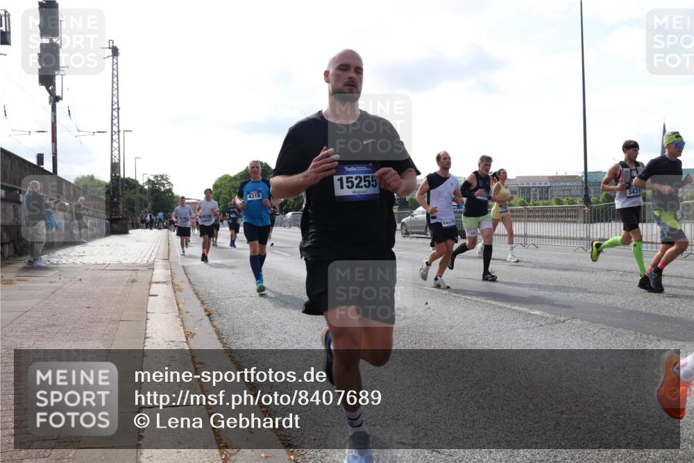 29.06.2025 - hella hamburg halbmarathon Lena Gebhardt http://msf.ph/oto/8407689 29.06.2025 09:49:50 Lombardsbrücke 4318, 15255, 95, 9, 779, 3431, 1343, 1445, 1615, 1800, 1975, 2324, 2415, 2573, 2750, 2949, 2980, 3014, 3136, 3282, 3431, 3530, 4148, 4303, 4318, 4425, 4528, 4766, 5248, 6095, 6123, 6682, 7035, 7229, 7495, 7796, 8370, 8465, 8629, 8925, 9264, 9265, 9294, 9296, 9686, 9914, 9979, 10680, 10930, 11765, 12327, 12839, 13141, 13457, 13800, 14077, 14204, 14359, 14374, 14560, 14629, 14667, 14688, 14789, 15094 meine-sportfotos.de
