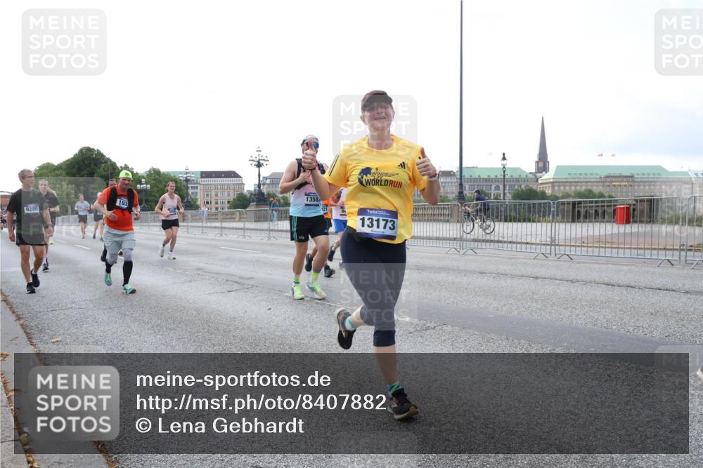 29.06.2025 - hella hamburg halbmarathon Lena Gebhardt http://msf.ph/oto/8407882 29.06.2025 10:04:06 Lombardsbrücke 103, 9280, 1358, 13173, 3, 1032, 1355, 1367, 2277, 2759, 2979, 3488, 4095, 4488, 4587, 5058, 5354, 5363, 5365, 5396, 5613, 5976, 6142, 6706, 6709, 7006, 7017, 7306, 7485, 8177, 8217, 8421, 8422, 8423, 8469, 8484, 8727, 9280, 9526, 9899, 10389, 10756, 11402, 11511, 11582, 11614, 12004, 12005, 12336, 12653, 12998, 13173, 13583, 14340, 14436, 14917, 15520, 15525, 15678, 15859, 16099, 16113, 16621, 17071, 17098, 17437 meine-sportfotos.de