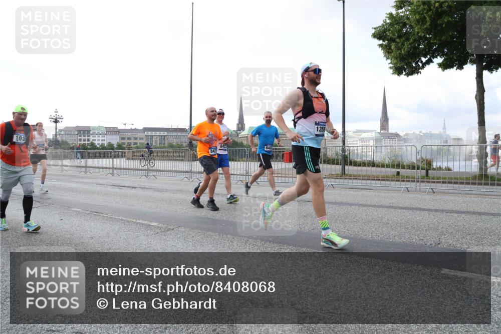 29.06.2025 - hella hamburg halbmarathon Lena Gebhardt http://msf.ph/oto/8408068 29.06.2025 10:04:07 Lombardsbrücke 103, 8421, 1358, 1032, 1355, 1367, 2277, 2979, 3488, 4095, 4488, 4587, 5058, 5354, 5363, 5365, 5396, 5613, 5976, 6142, 6706, 6709, 7006, 7017, 7306, 7485, 8177, 8217, 8421, 8422, 8423, 8469, 8484, 8727, 9280, 9526, 9899, 10389, 10756, 11402, 11511, 11582, 11614, 12004, 12005, 12336, 12653, 12998, 13173, 13583, 14340, 14436, 14917, 15520, 15525, 15678, 15859, 16099, 16113, 16621, 17071, 17098, 17437 meine-sportfotos.de