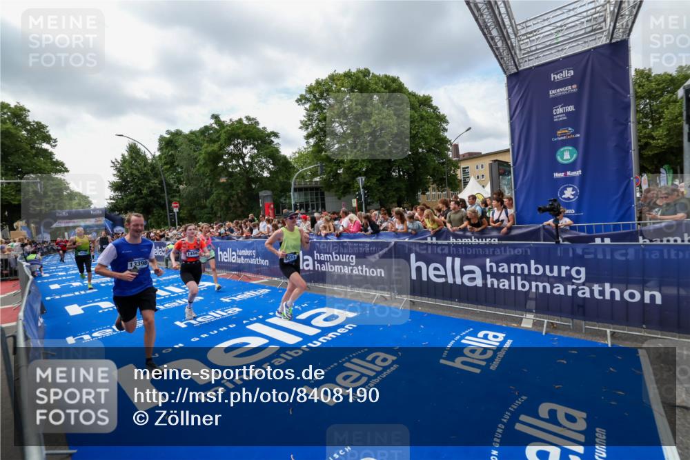 29.06.2025 - hella hamburg halbmarathon Zöllner http://msf.ph/oto/8408190 29.06.2025 10:42:58 Ziel 4823, 5011, 5477, 7035, 13398, 14447, 14849, 18559, 18659 meine-sportfotos.de