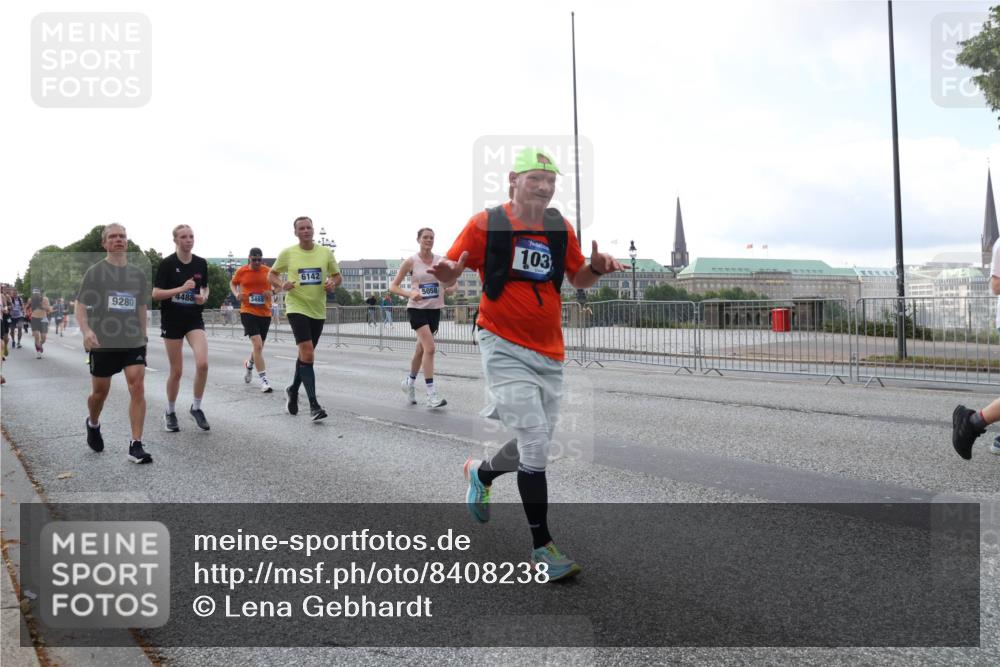 29.06.2025 - hella hamburg halbmarathon Lena Gebhardt http://msf.ph/oto/8408238 29.06.2025 10:04:08 Lombardsbrücke 9280, 4488, 348, 6142, 103, 1032, 1355, 1367, 1674, 2277, 2979, 3488, 4095, 4488, 4587, 5058, 5354, 5363, 5365, 5396, 5613, 5976, 6142, 6706, 6709, 7006, 7017, 7306, 7485, 8177, 8217, 8421, 8422, 8423, 8469, 8484, 8727, 9280, 9526, 9899, 10756, 10962, 11402, 11511, 11582, 11614, 12004, 12005, 12336, 12653, 12998, 13173, 13583, 14340, 14436, 14917, 15520, 15525, 15678, 16099, 16113, 16621, 16989, 17071, 17098, 17437 meine-sportfotos.de