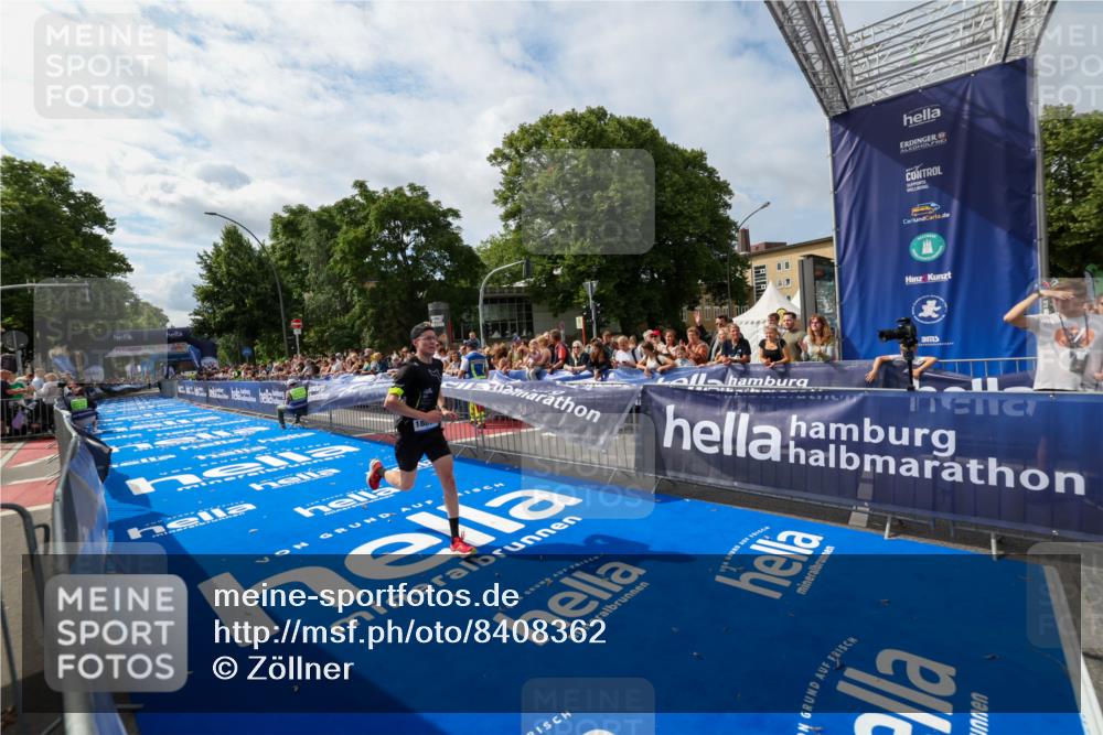 29.06.2025 - hella hamburg halbmarathon Zöllner http://msf.ph/oto/8408362 29.06.2025 10:17:27 Ziel 18694 meine-sportfotos.de