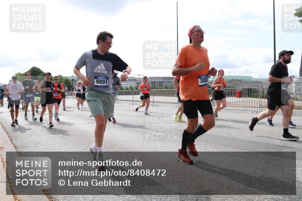 29.06.2025 - hella hamburg halbmarathon Lena Gebhardt http://msf.ph/oto/8408472 29.06.2025 10:16:52 Lombardsbrücke 6941, 3450, 9208, 9891, 7845, 3088, 186, 1117, 1137, 1240, 1244, 1298, 1331, 1348, 1403, 1553, 1602, 1825, 2225, 2347, 2908, 2912, 3030, 3088, 3156, 3176, 3210, 3450, 3484, 3622, 3687, 4478, 5036, 5037, 5929, 5930, 5995, 6024, 6328, 6488, 6742, 6941, 6948, 7114, 7115, 7158, 7257, 7345, 7358, 7360, 7376, 7924, 7928, 8263, 8295, 8317, 8513, 8619, 8707, 8847, 8857, 8983, 9091, 9208, 9332, 9492, 9664, 9676, 9810, 10076, 10232 meine-sportfotos.de