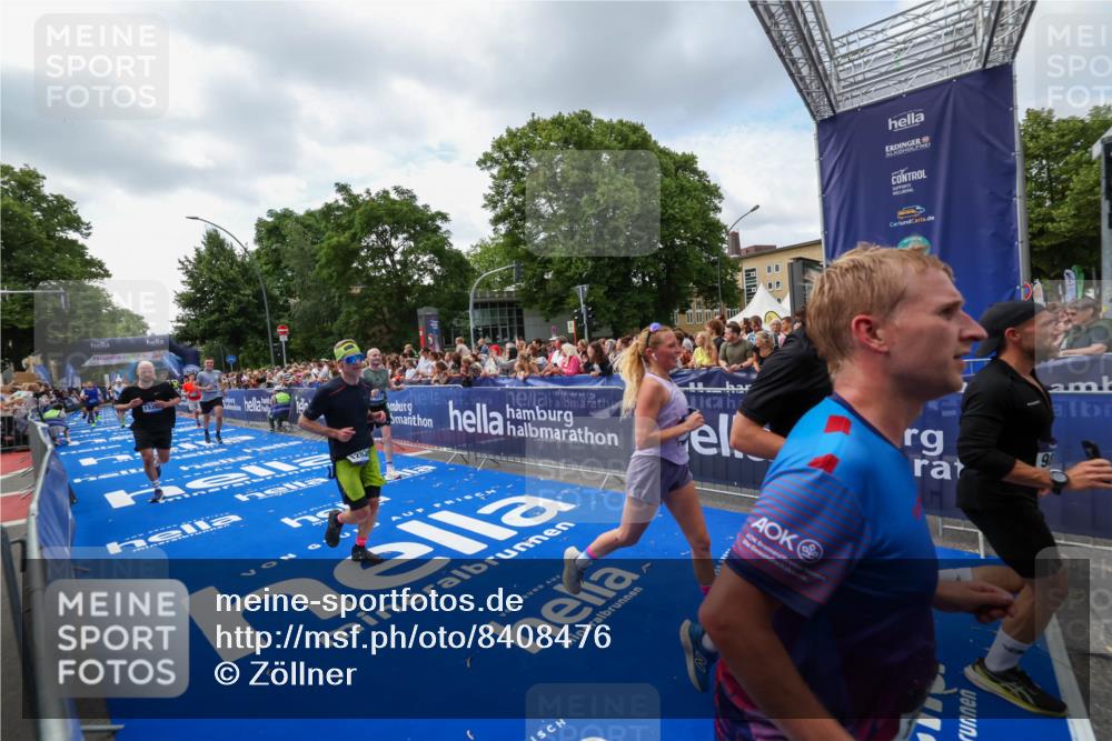 29.06.2025 - hella hamburg halbmarathon Zöllner http://msf.ph/oto/8408476 29.06.2025 10:43:13 Ziel 1675, 4229, 6721, 7026, 7093, 7451, 9833, 10251, 11177, 12153, 12776, 12839, 15255, 15706, 17177, 18304 meine-sportfotos.de